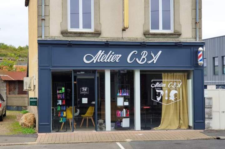Aménagement d'un salon de coiffure dans un bâtiment existant Sud Sarthe (3)