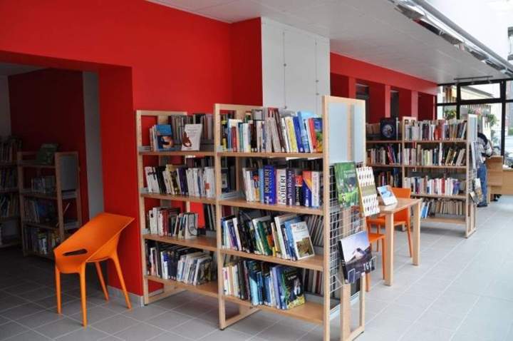Construction d'une bibliothèque municipale (2)